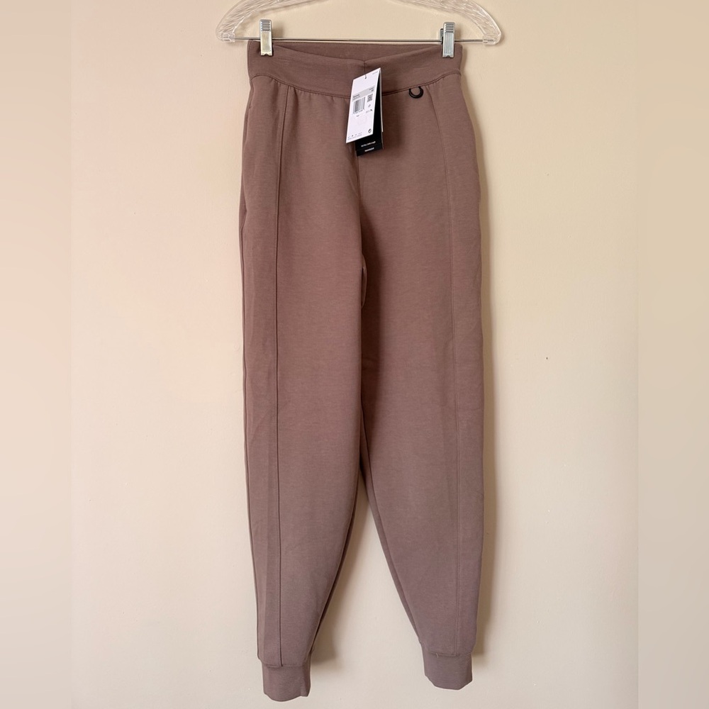 Nike Dri-Fit 24.7 Jogger